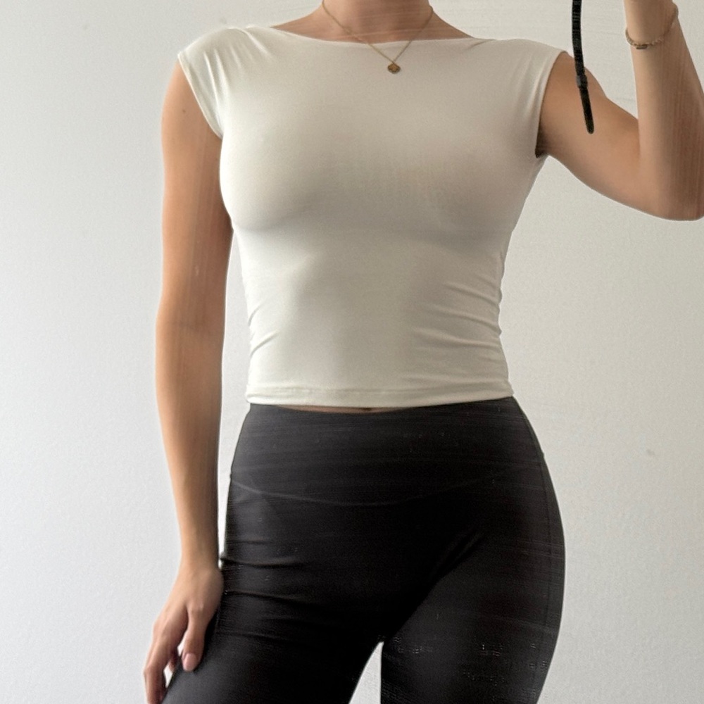 Stradivarius Cream Cap Sleeve Crop Top